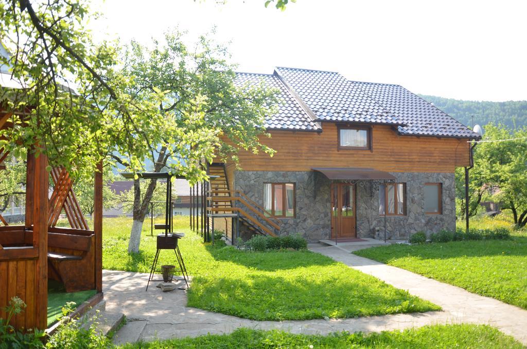 Rosinka Apartment Yaremche Exterior photo